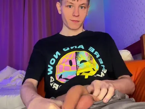 Watch my curvy knobs jiggle as A I